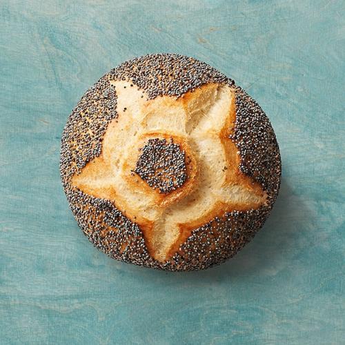 Weizenbr&ouml;tchen mit Mohn